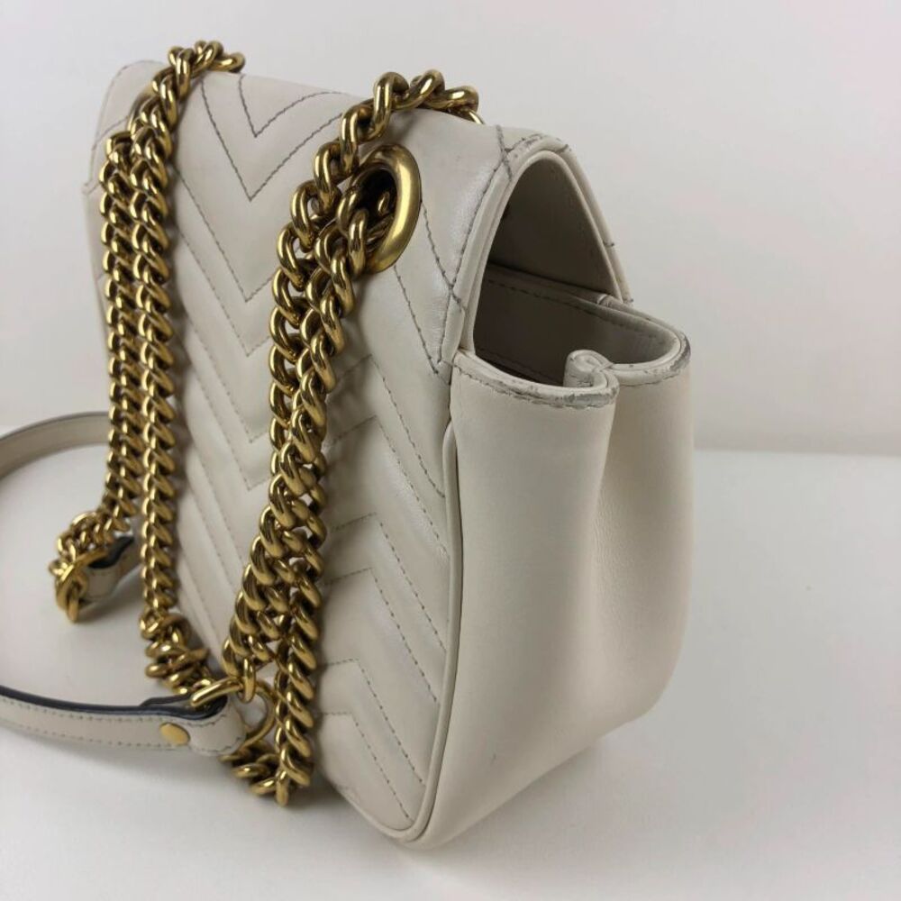 Gucci Women Pre-Loved Bag Very Good Condition - Picture 5 of 9